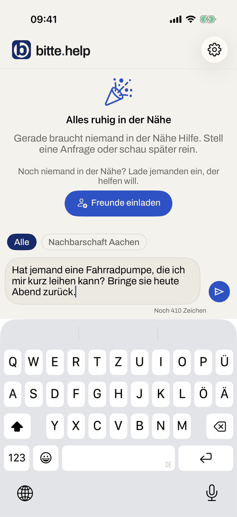 The compose field with the request just written: “Hat jemand eine Fahrradpumpe …” – anyone got a bike pump – above it the still empty feed